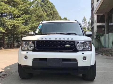 这款路虎发现四售价19万，底盘升降，优点：空间大坐姿高通过性好