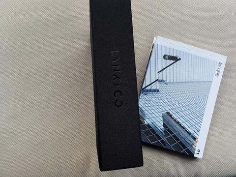 领克01提车一周，汉兰达停在隔壁都怂了，路上还有人专门超车来看