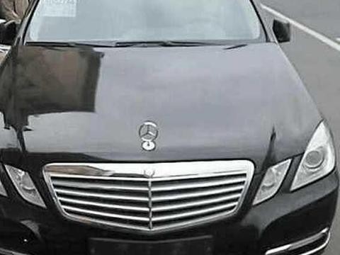 偶遇一12款奔驰E级抵押车，原车主早跑了,8万可提，这便宜能贪吗