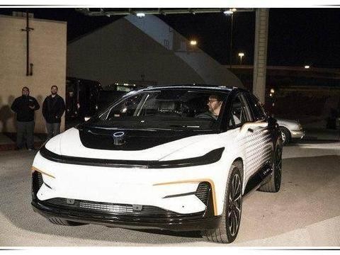 贾跃亭要翻身了！全新纯电动超跑终于来了，特斯拉看完很尴尬！