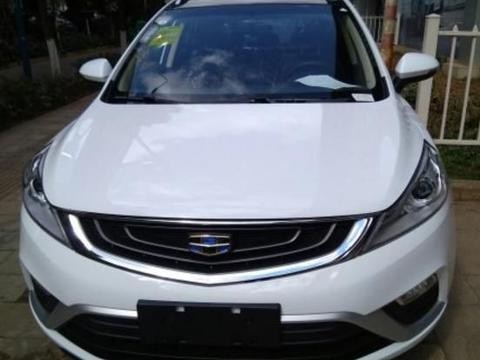 同事刚买了五菱宏光，知道我提了这车，想把五菱宏光卖掉了！