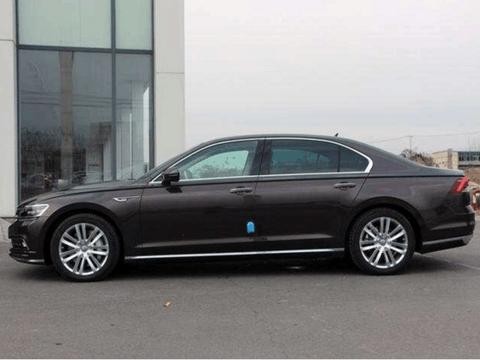 大众最失败的轿车, 刚上市就降5万, 品质媲美奔驰, 却月销一百台 !