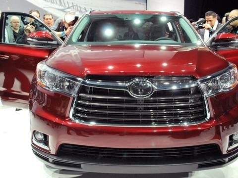 冰与火！凯迪拉克成为降价屠夫 汉兰达价格坚挺