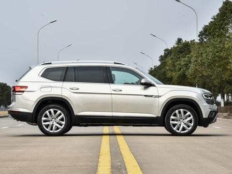 这辆SUV已卖疯，上市加价提车，大汉兰达一圈，提速7秒售30万！