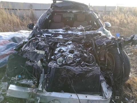 只花19万买了一辆奔驰S400L, 车主: 修好了转手就赚一笔