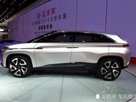 北汽杀手锏，2.0T四缸发动机＋超大全景触摸屏，英气逼人赶超VV7