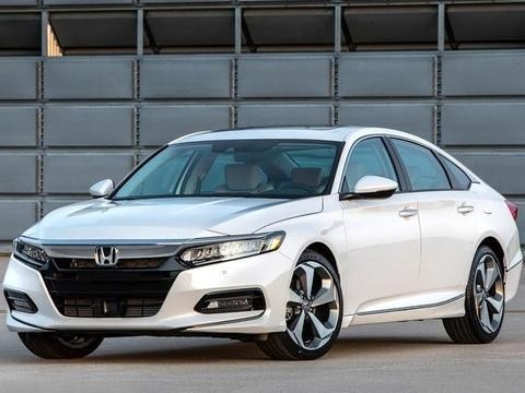 国内最成功中型车，造型似奥迪A7，卖16万