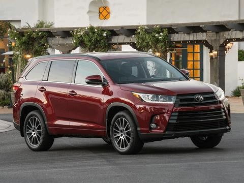 新车再加长35mm! 汉兰达: 我就喜欢你们骂我还加价买我的样子!