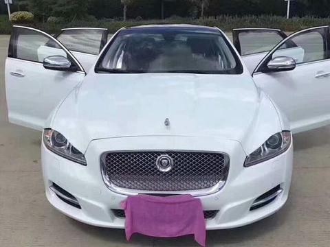 这台捷豹XJL售价25万 外观白色棕内, 车主: 外观优雅绅士不失霸气