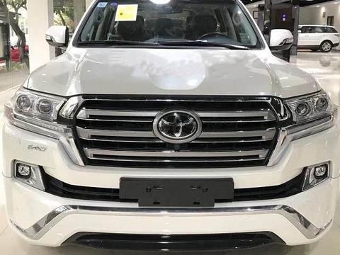 兰德酷路泽顶配版新车到店：不仅“豪”出新高度，价格同样豪