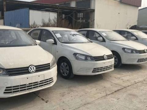 1000多辆大众库存车无人问津，店员：都是好车，给钱就卖！