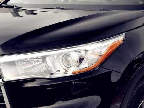 公认最强中型SUV，下定决心买下它，邻居买锐界的表示后悔