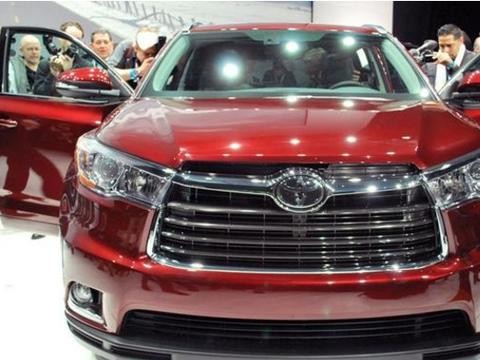 冰与火！凯迪拉克成为降价屠夫 汉兰达价格坚挺！