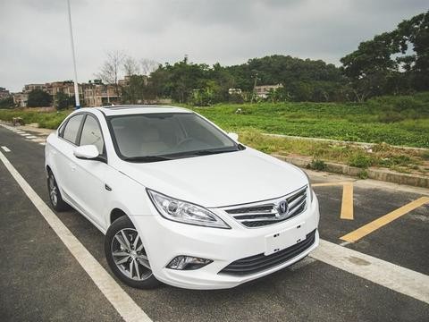 10万内的轿车, 动力与大众车不相上下, 外观不输帝豪GS, 配置全内饰好