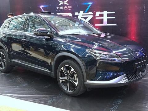 只卖10万的平民特斯拉，配超大屏能无人驾驶，比亚迪都汗颜了