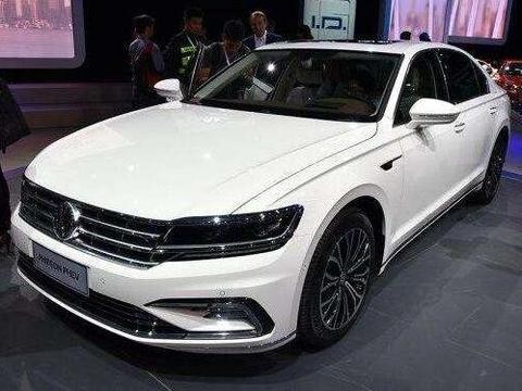 这才叫硬派SUV，实力姘美X5，2.0T配9AT，仅30万出头谁还买途昂