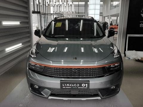 首台领克01时间限量版提车, 灰色很别致, 车主: 花22万面子足
