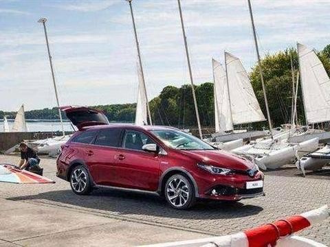 丰田卡罗拉6座旅行车上市 颜值高空间大！