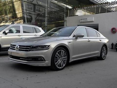 曾要吊打奥迪A6, 如今狂降10万元, 由“神车”变为“神扯”!