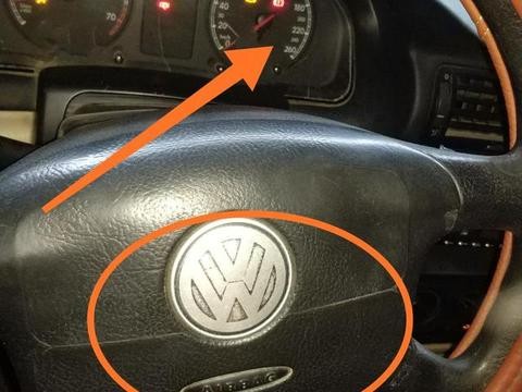 14年跑28万公里的帕萨特，让拆散的零件告诉你大修发动机的原因！