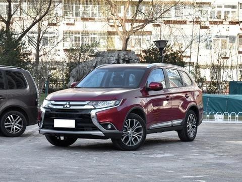 欧蓝德对比奇骏，你会为这两款日系车买单吗?