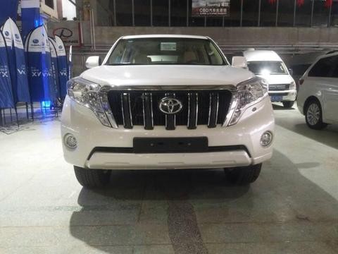 不走寻常路，17款丰田霸道4000中东版个性化沙漠越野SUV