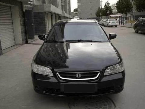 一辆车到底能使用多少年，看看这些使用20年的老车，车主是怎么说