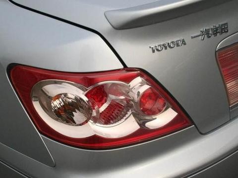 5款尾灯最难看的车型盘点，比亚迪位列第一名，网友：实至名归