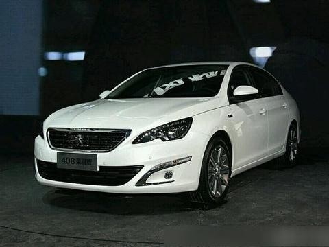 朗逸强敌霸气来袭，外观惊艳内饰奢华，售价仅11万秒杀各路神车！