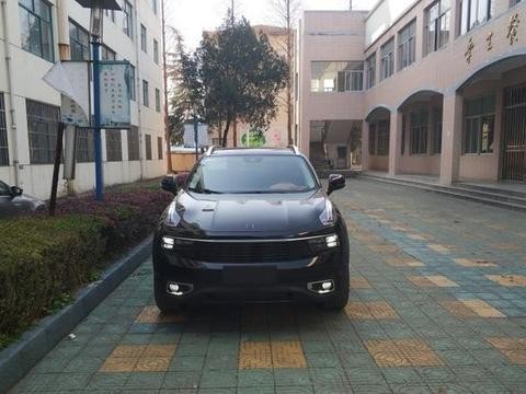 放弃思域，直接去预定了它，有幸成为第八位型黑Pro车主