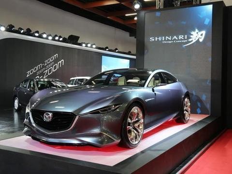 弯道之王卷土重来, 2.5T动力强劲, 颜值超高不输百万级轿跑!