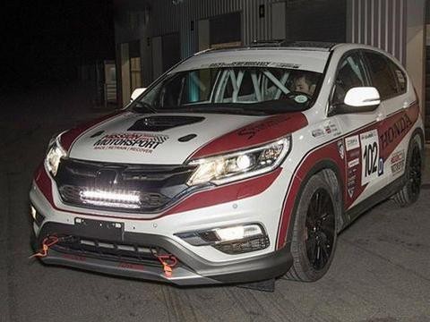 大家都喜欢Honda CR-V，竟然还改成12耐厂车！