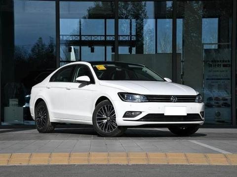 正宗德系血统，人称“小CC”，为何如今跌至10万依旧被思域狂虐