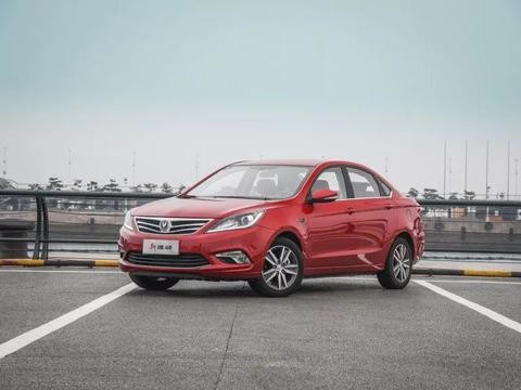 对自己的左脚好一点！其实不到8万元就能买到自动挡的轿车