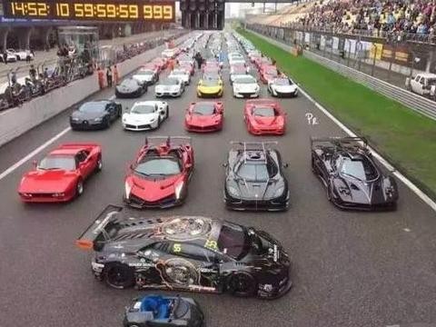 这两人的豪车一台超跑顶别人十台，超跑聚会出尽风头