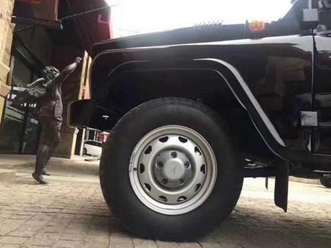 这款纯进口SUV，不到14万，军工品质，能和陆巡，卫士一较高下！