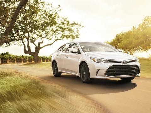 丰田锐志继任者亚洲龙亮相