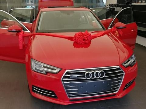 上海小伙花40万买辆奥迪A4L, 让停在旁边的奥迪A3自叹不如