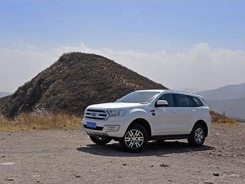 四驱大型7座suv上市，比汉兰达更大，揽胜在他面前是小弟