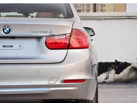 燃油箱上部加工口盖板可能开裂   宝马召回16504辆宝马3系