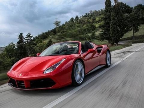 三款不同级别的“马”车，你看上哪款？