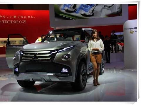 三菱这次要赢了，配8AT带四驱仅26万，别说汉兰达普拉多都怕！