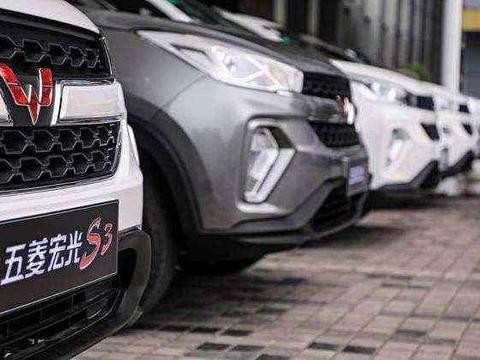 过年走亲戚有里有面儿，不到七万的大7座SUV，神车的后裔