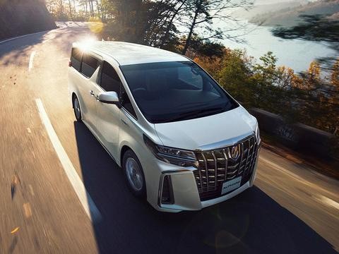 被骂的最惨日系车，加价30万排队抢着买，回头率比奔驰宝马都高！