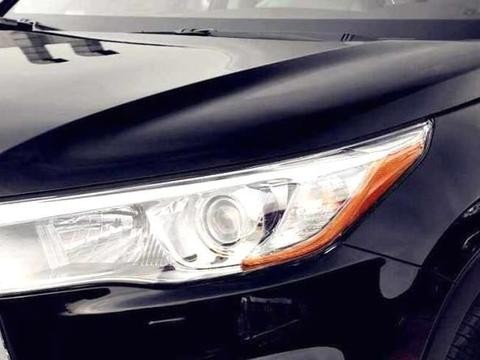 公认最强中型SUV，下定决心买下它，邻居买锐界的表示后悔