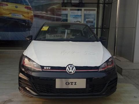 花23.8万落地高尔夫GTI，开宝马3系的朋友却不识大众“小钢炮”