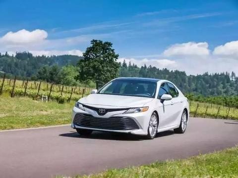 上市即揽3万订单？这款丰田车大卖是明星效应也靠硬实力！