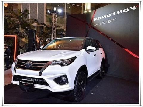 丰田终于听劝了！号称小“普拉多”来了，非承载车身纯进口仅25万