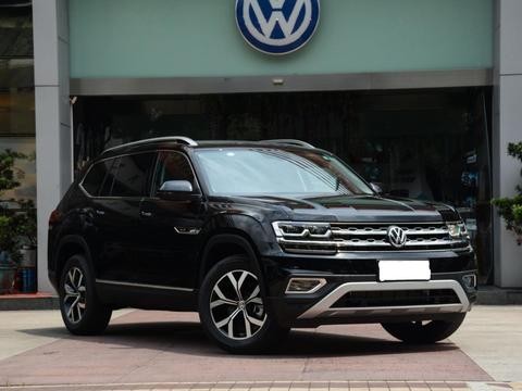 大众7座硬派SUV, 搭载2.5升V6引擎, 配全时四驱, 气势不输奥迪Q7