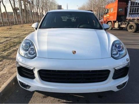 5.9秒破百动力到底怎样，17款加版保时捷卡宴3.0T涡轮增压发动机